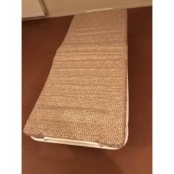 Logeer/opklap bed
