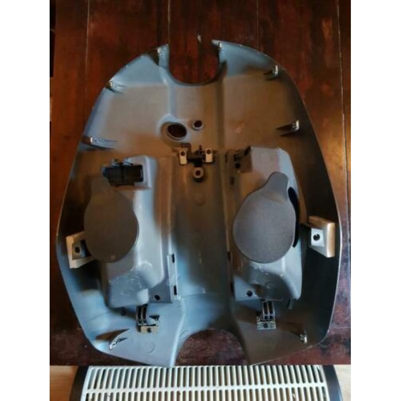 Vespa Sprint onderdelen grijs