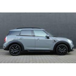 MINI Countryman Cooper S Aut. Chili + Serious Business + Pan