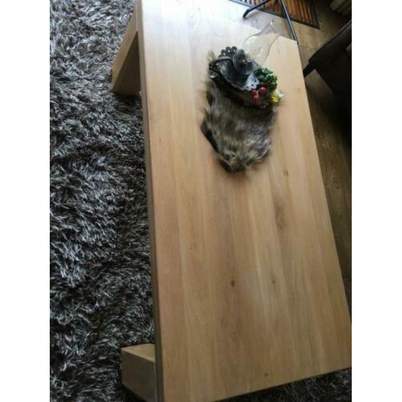 Mat eiken salontafel