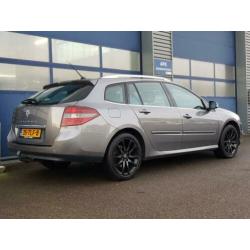 Renault Laguna Estate 1.5 dCi Executive LEER / PANODAK / NAV