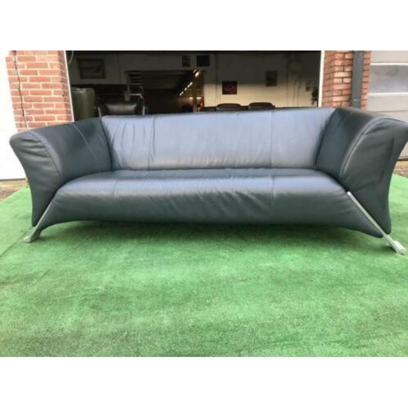 Donker groene leren ROLF BENZ '322 design' bank