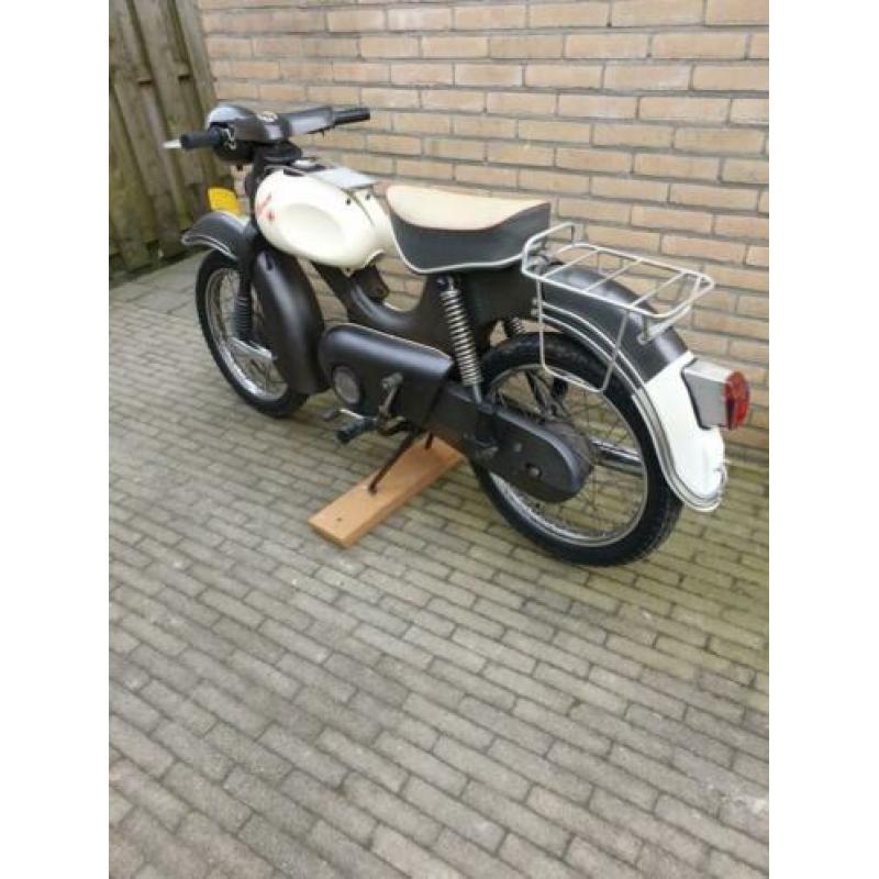 Mooie Kreidler florett