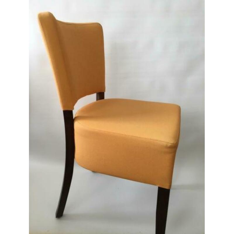 Okergeel horeca stoelen