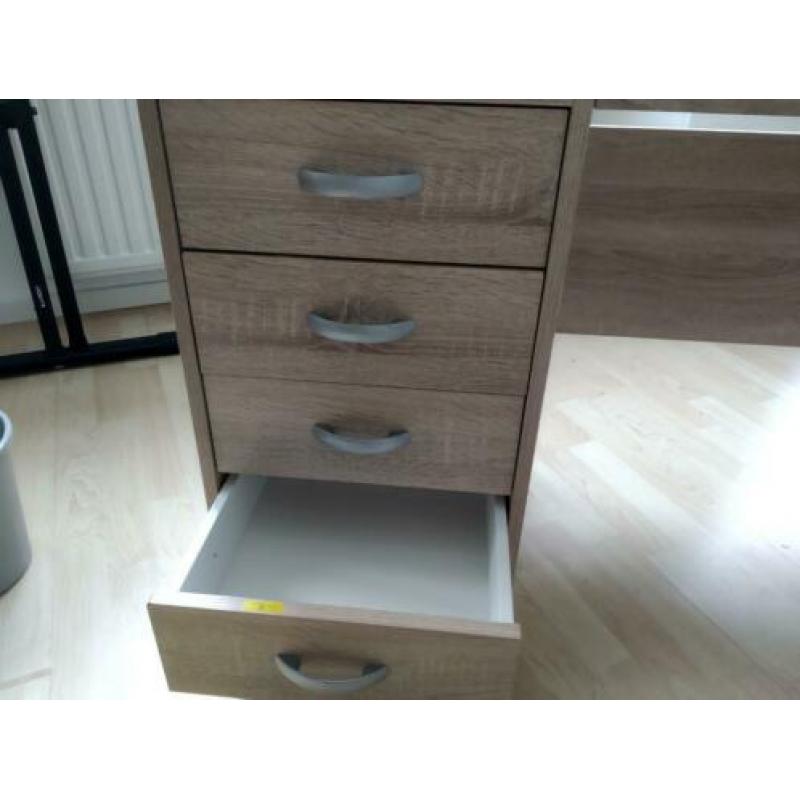 Houten Bureau