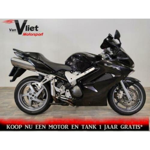 Prachtige Honda VFR 800 ABS zwart, zie foto's.! ( bj 2007)