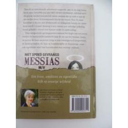 Met spoed gevraagd Messias M/V Julia Heywood zgan hardcover