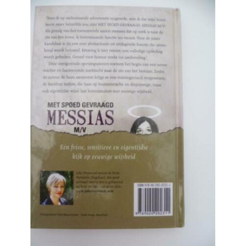 Met spoed gevraagd Messias M/V Julia Heywood zgan hardcover