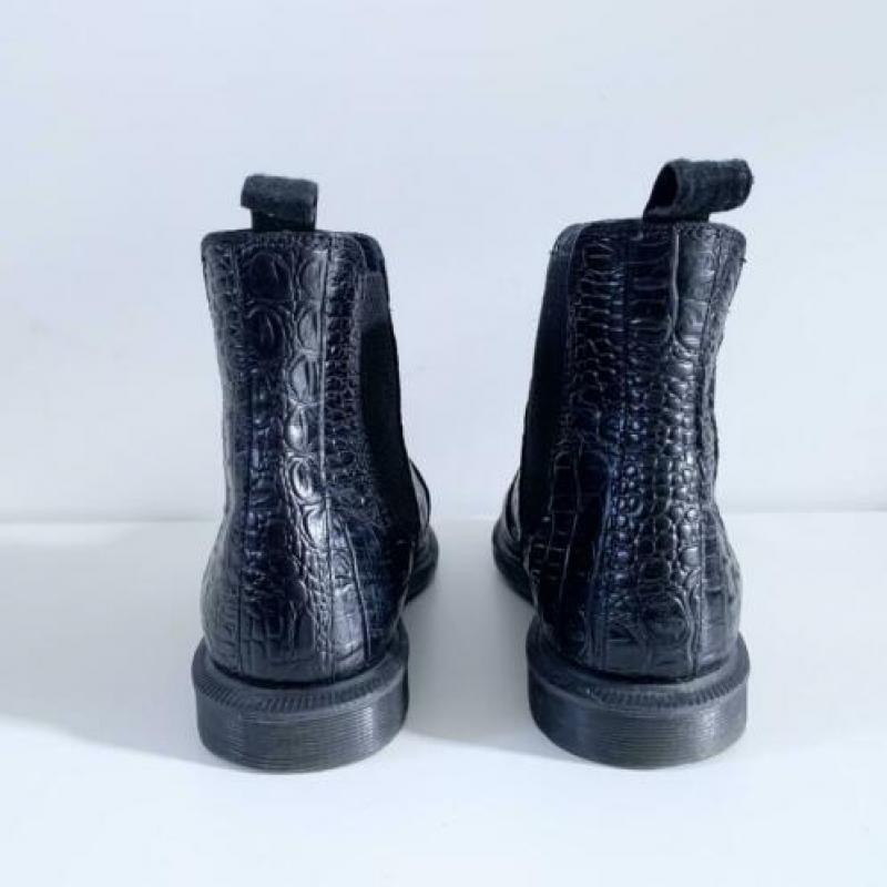 Dr. Martens Flora croco zwart