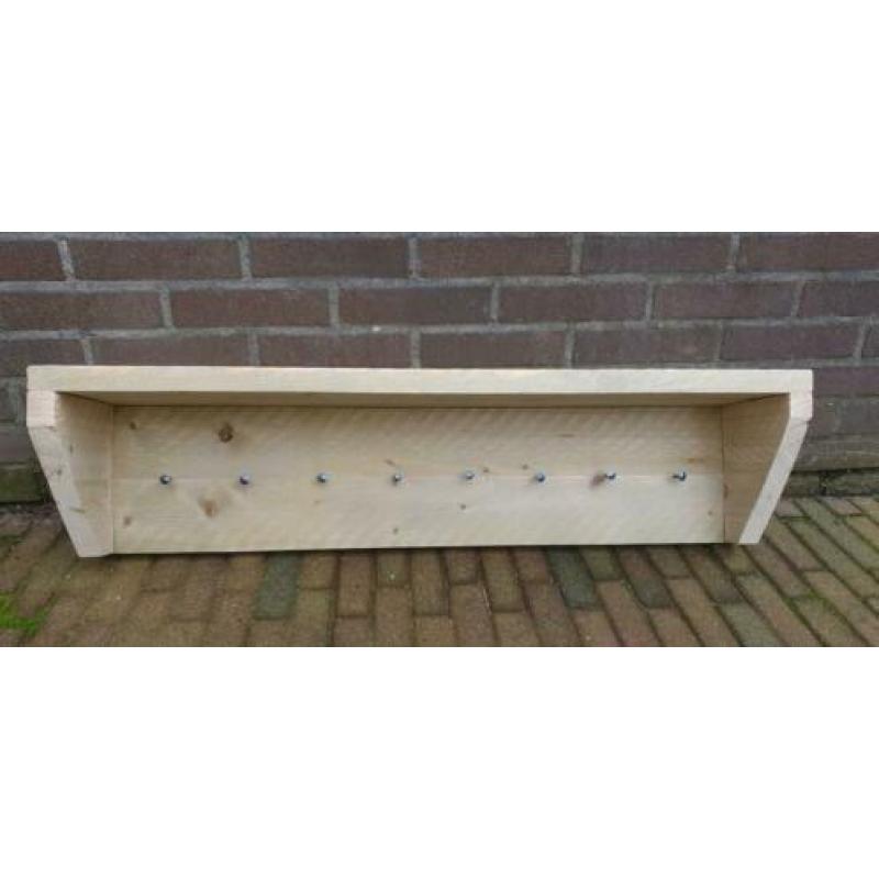 Kapstok van steigerhout