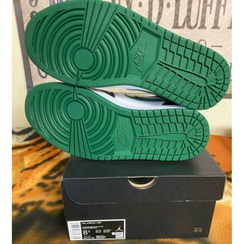EU 42 - Air Jordan 1 Mid Pine Green/Green Toe