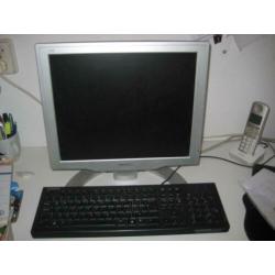 Philips Platte Monitor 17 Inch+Toetsenbord