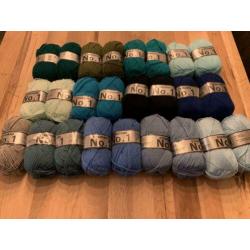 Mooie mix partij van 25 bollen Lammy no.1 div. combinaties