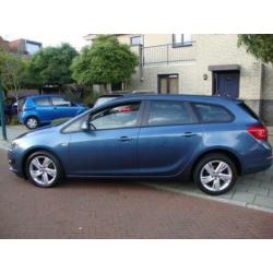 Opel Astra Sports Tourer 1.4 Turbo Berlin rijklaar