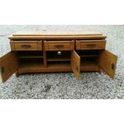 340, eiken dressoir te koop aangeboden