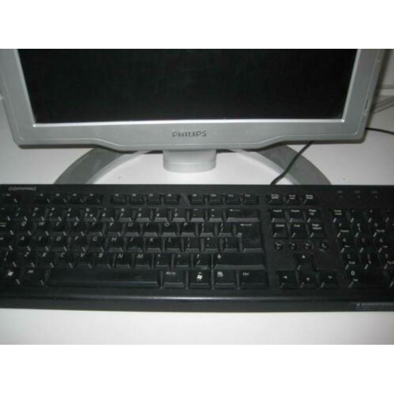 Philips Platte Monitor 17 Inch+Toetsenbord