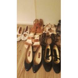 grote partij (merk) schoenen en (merk)laarzen