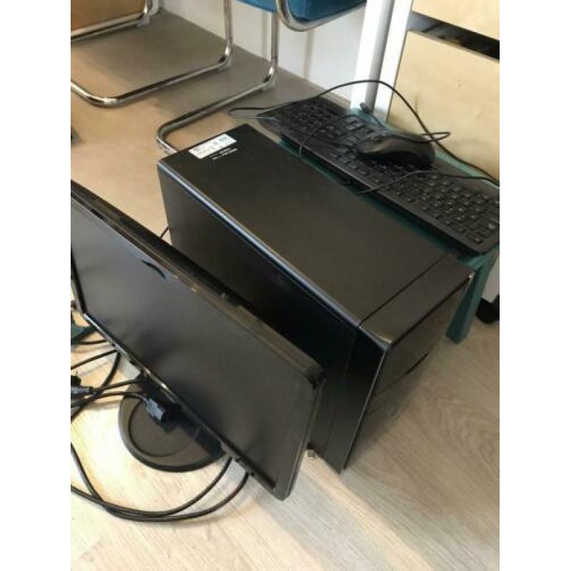 Dell Inspiron 560 i560-887NBK Desktop Computer (Black)
