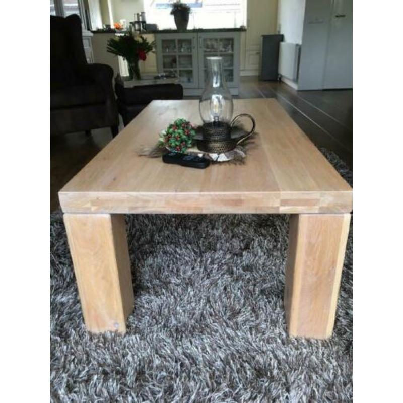 Mat eiken salontafel