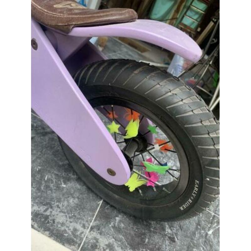 Early rider loopfiets Lila gespoten met mandje