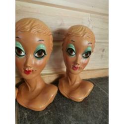 5 maal twiggy, vintage paspop, hoeden, retro
