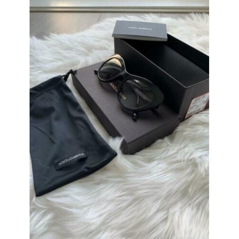 Dames Dolce & Gabbana zonnebril DG4207-B zwart cat eye nieuw