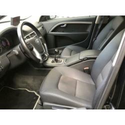 Volvo V70 1.6D Drive Momentum Navigatie Leer (bj 2010)