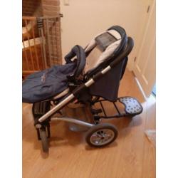 Mooie mutsy kinderwagen