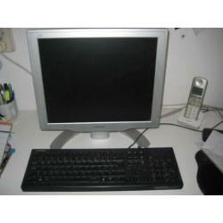 Philips Platte Monitor 17 Inch+Toetsenbord