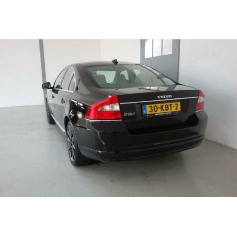 Volvo S80 2.5 T Summum Leer,Stoelverwarming,PDC Achter+Voor,