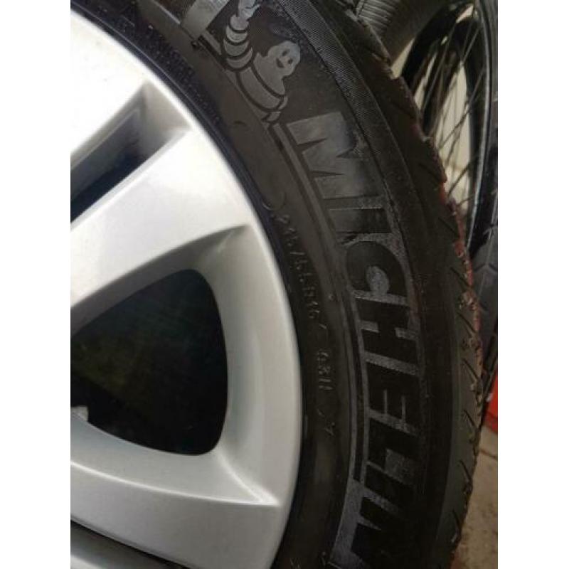 Mercedes LM aluminium velgen met Michelin Alpin winterbanden
