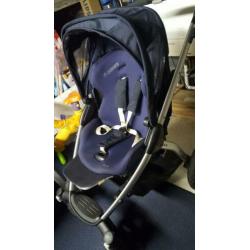 kinder/wandelwagen inkl veiligheids zitje voor in de auto