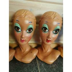 5 maal twiggy, vintage paspop, hoeden, retro