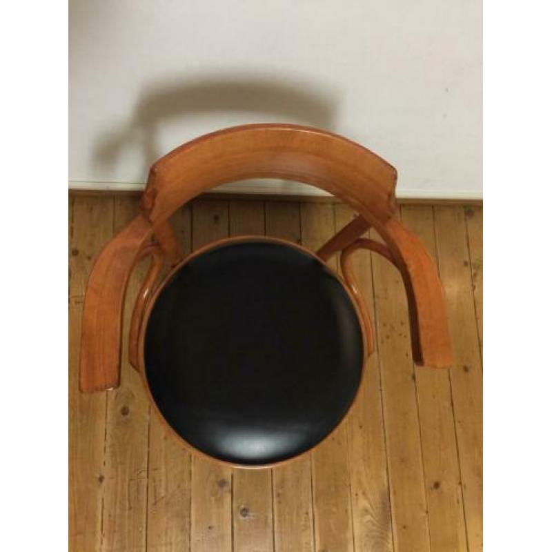 4 Thonet stoelen
