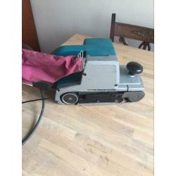 Makita 9402 bandschuurmachine