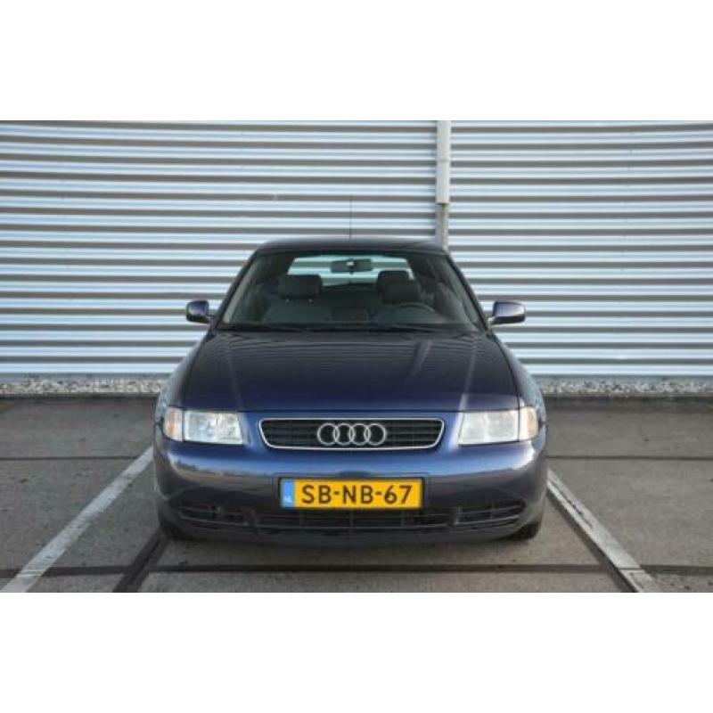 Audi A3 1.6 Attraction