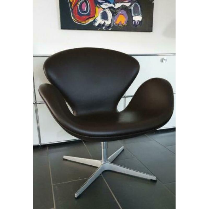 Fritz Hansen Swan Chair in leder donkerbruin TOP