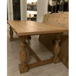 Massief eiken kloostertafel