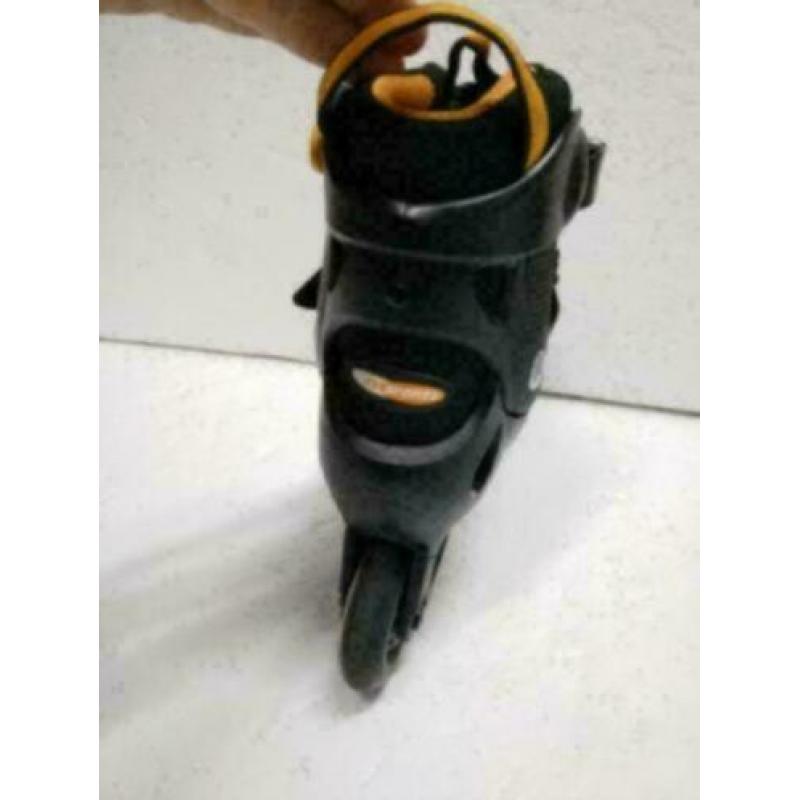 Hy skates maat 37-40 verstelbaar izgst