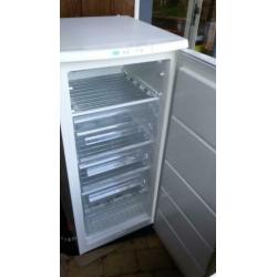 Zanussi vrijstaande vriezer met laden A+