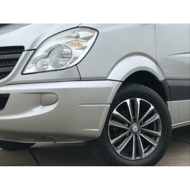 Mercedes-Benz Sprinter 219CDI 3.0V6 190PK ZILVER L2H2 105774