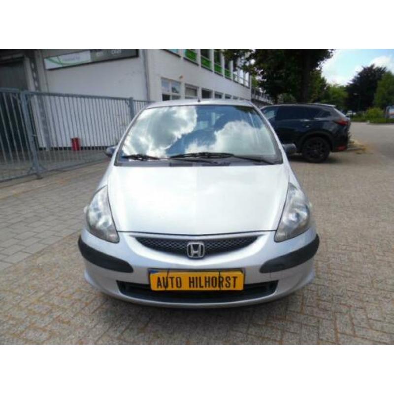 Honda Jazz 1.2 S , Weinig km, nap, Diverse betaalbare auto's