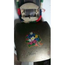 Vintage grote koeienbel uit Wenen!