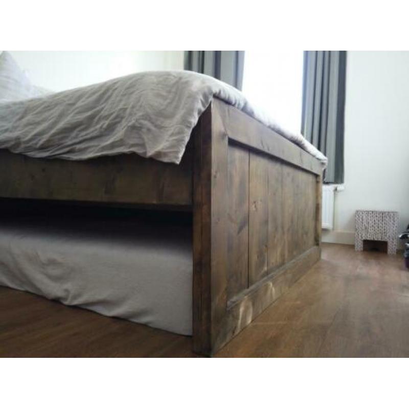 Steigerhouten bed 160cm in overleg met matras