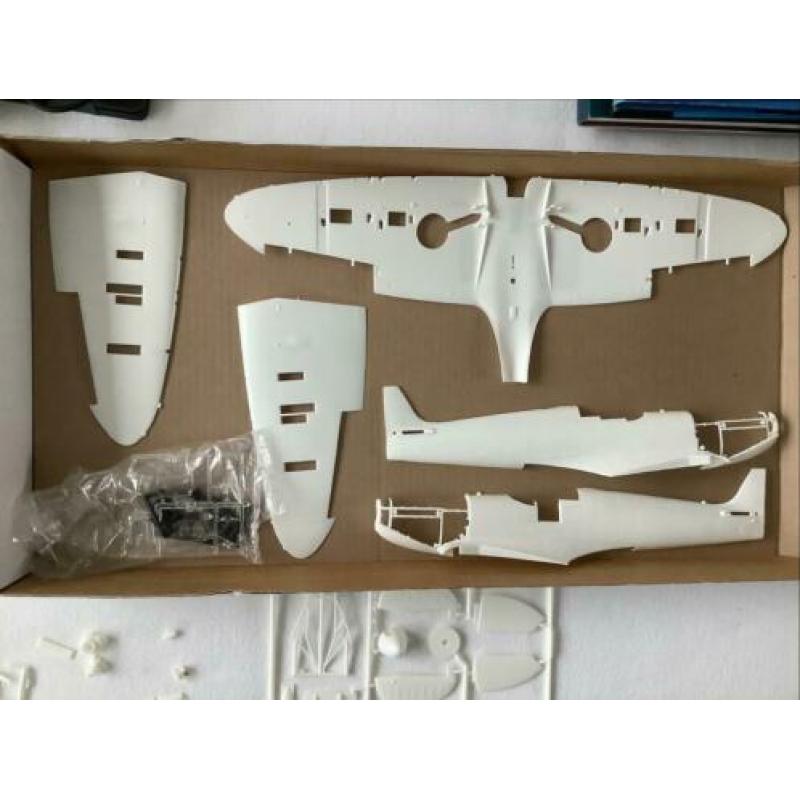 Airfix Spitfire 1:24