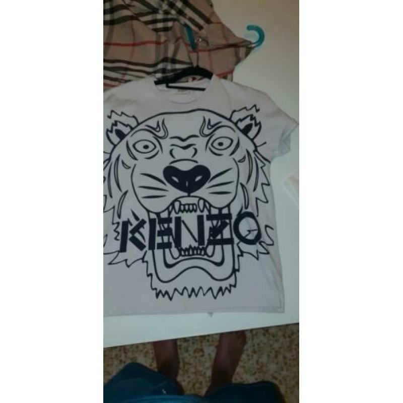 Burberry overhemd en kenzo t,shirt orgineel