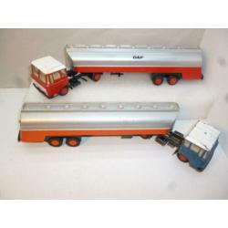 2 x DAF +opleggers tank vervoer = LION 1:50