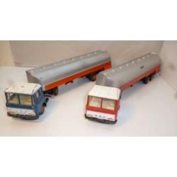 2 x DAF +opleggers tank vervoer = LION 1:50