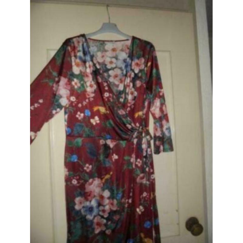 P9) prachtige bloemen jurk bordeaux trend one 44 mooi model