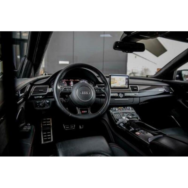 Audi S8 4.0 TFSI plus quattro Pro Line+ | Design Selection |